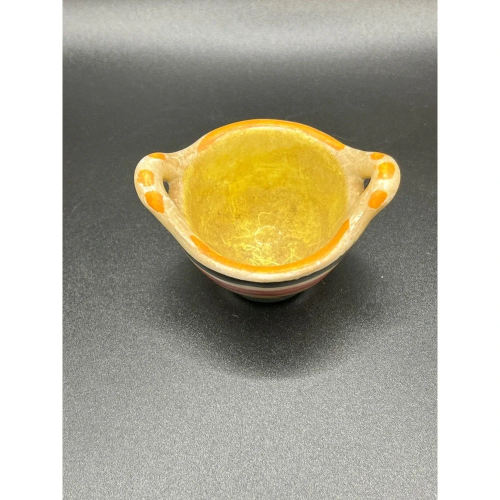Vintage Italian Ceramic Egg Cup Embossed ITALY or‎ Trinket Dish 2